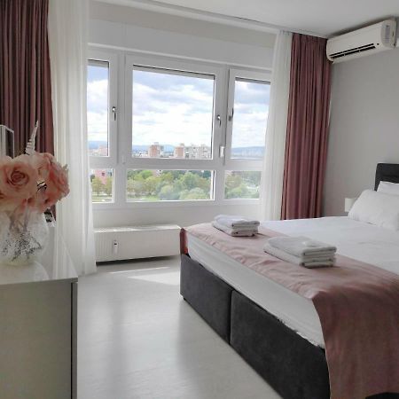 Penthouse “Sky 16” Studio Apartment Zagreb Eksteriør bilde